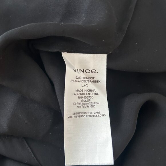 Vince black flowy silk bouse short sleeve size large - Picture 4 of 8